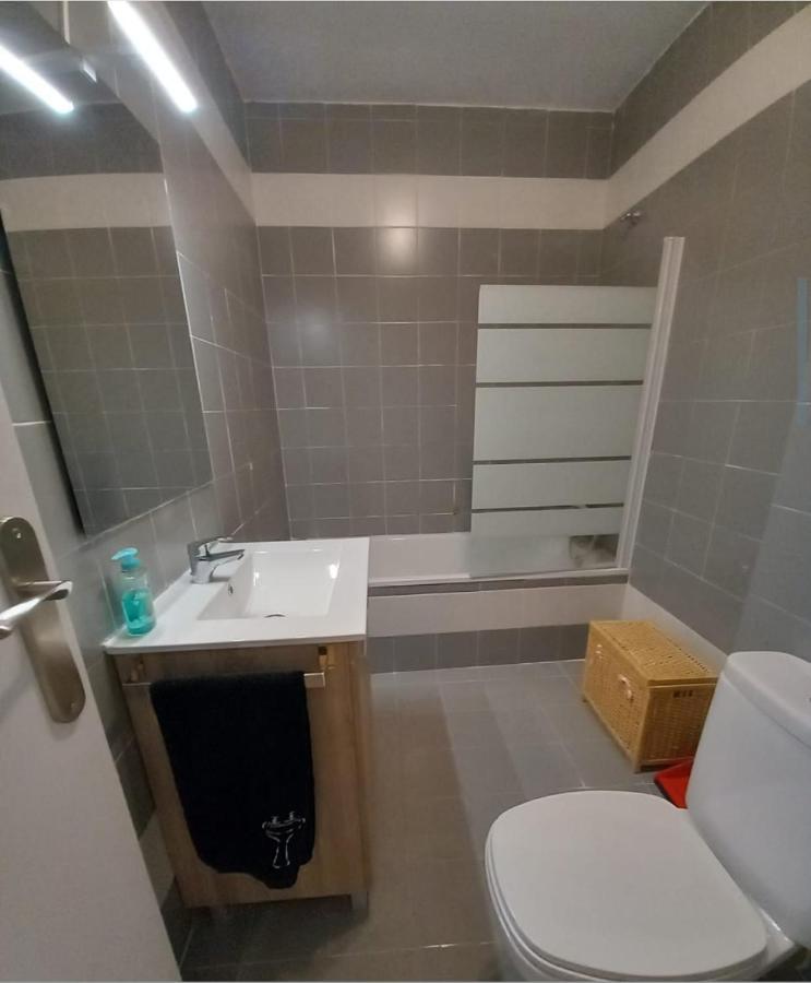 Apartamento Los Pajaritos วิลยานัว ภายนอก รูปภาพ